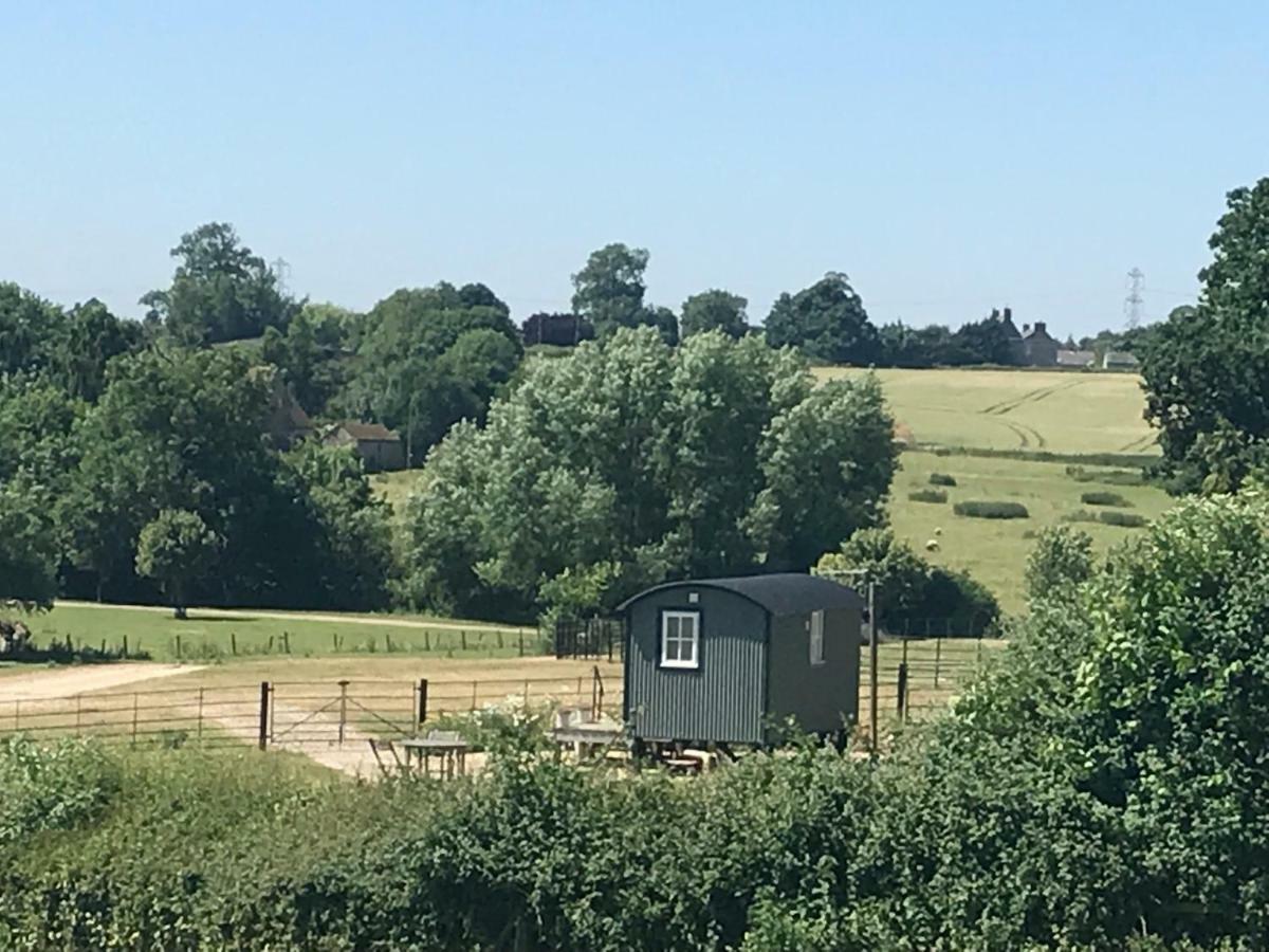 Weatherhead Farm Shepherds Hut Villa Buckingham Eksteriør billede